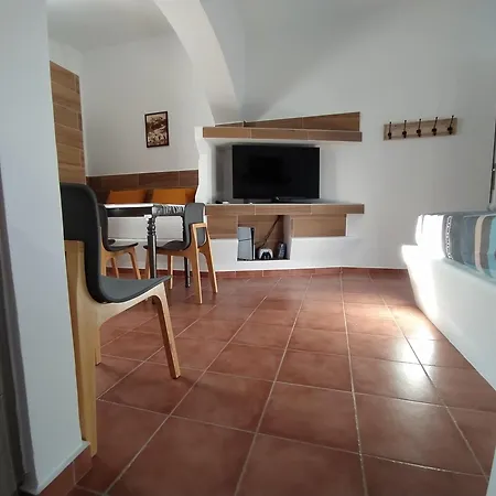 Chariot Santorini شقة Kamári