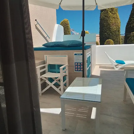 Apartament Chariot Santorini Kamári
