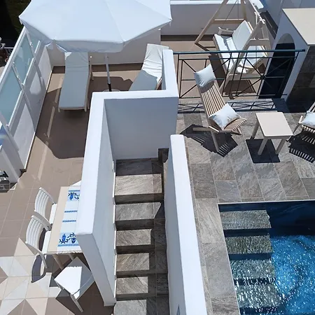 Chariot Santorini شقة *