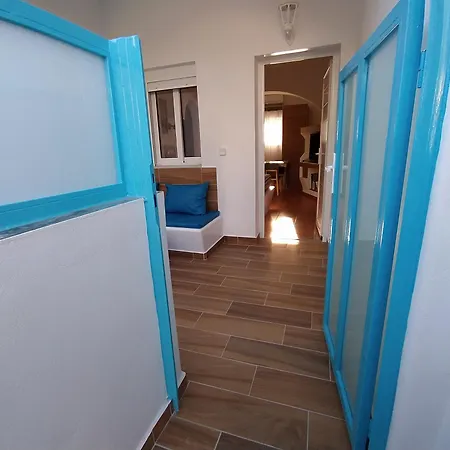 Chariot Santorini Apartament *